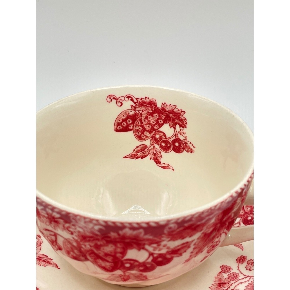 Johnson Brothers Strawberry Fair Teacup Saucer Set Red Floral Ironstone England - Picture 2 of 5